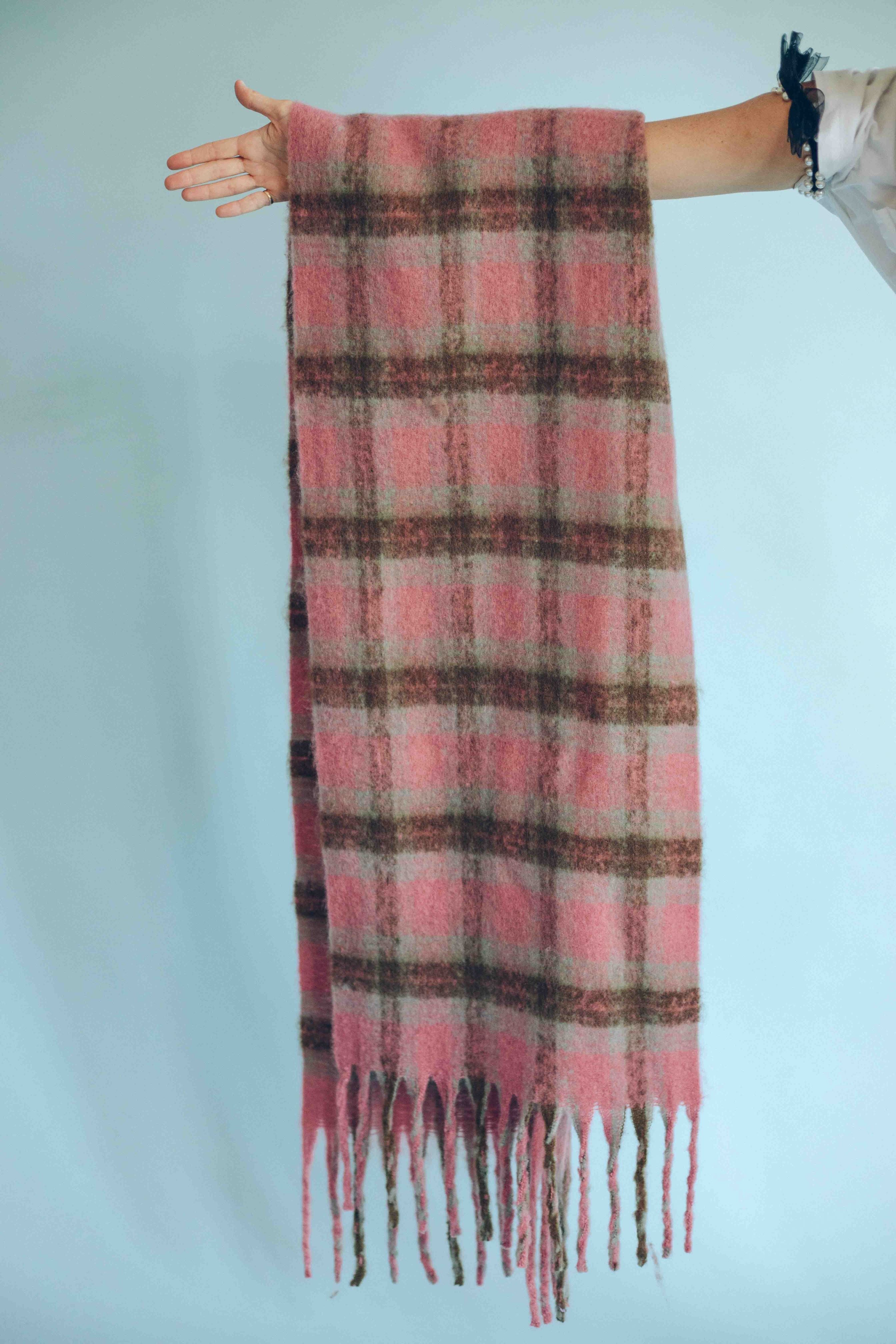 PLUSH PLAID SCARF