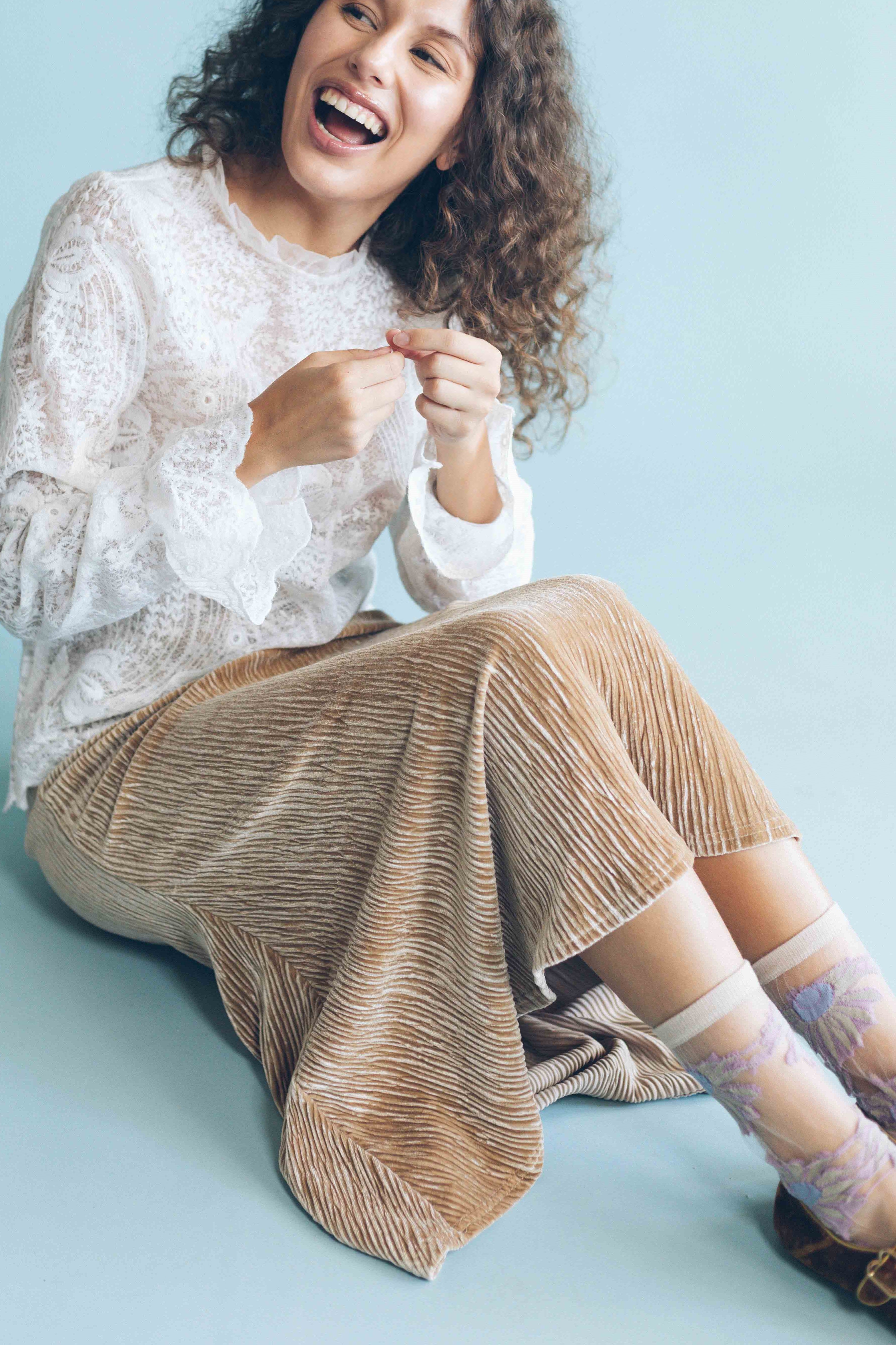 CRUSHED VELVET MAXI SKIRT - ALMOND