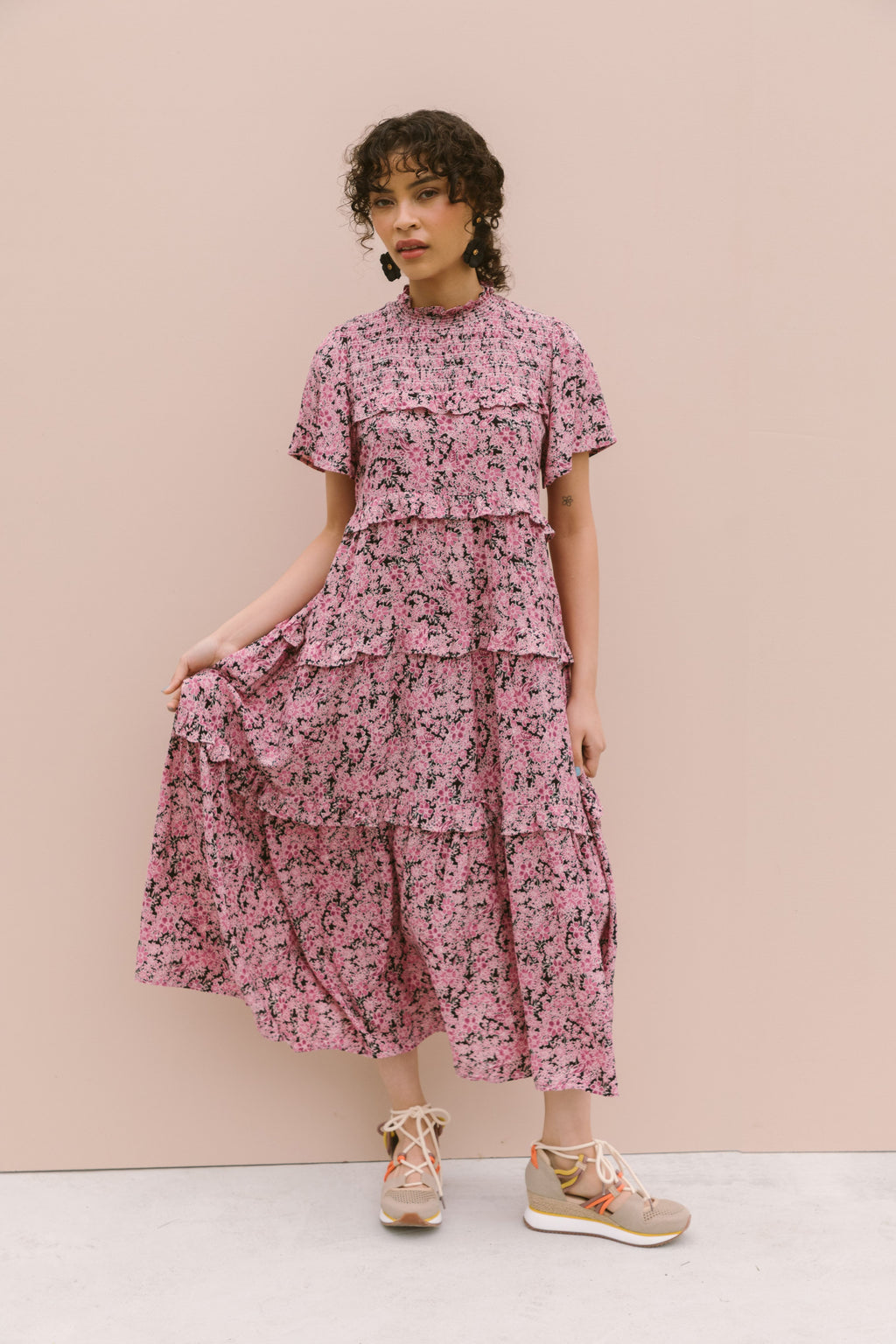SMOCKED MIDI DRESS - DARK FLORAL