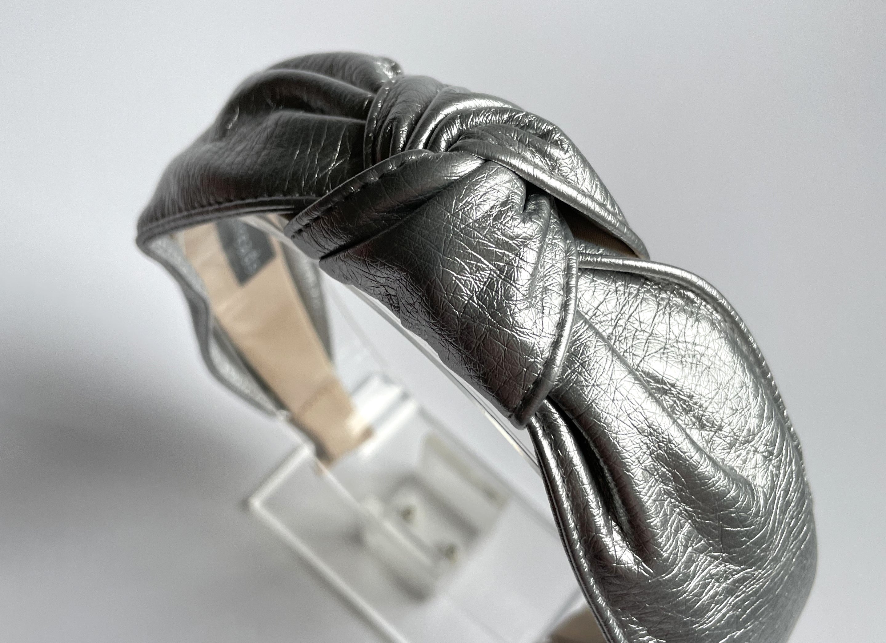 SILVER KNOT BAND