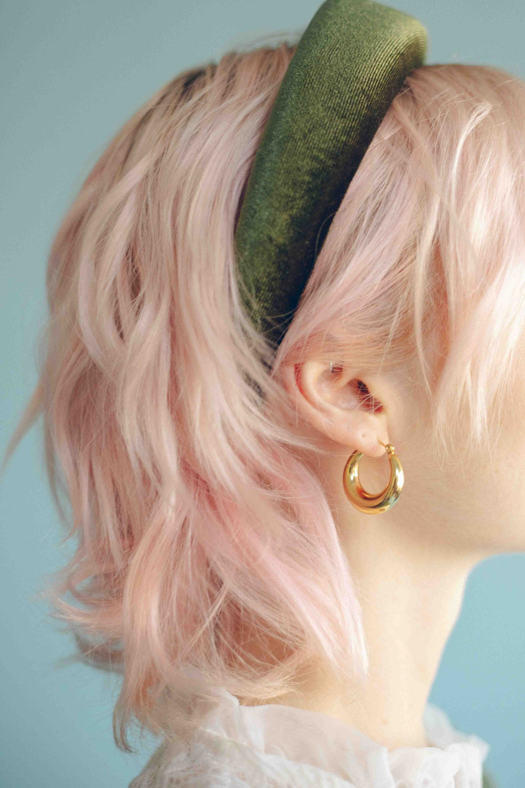 THE BRADY GOLD-PLATED CHUNKY HOOPS