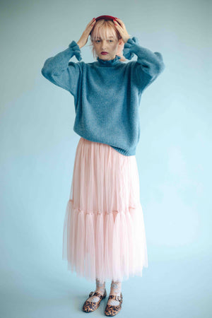 HIGH-NECK RUFFLE PULLOVER