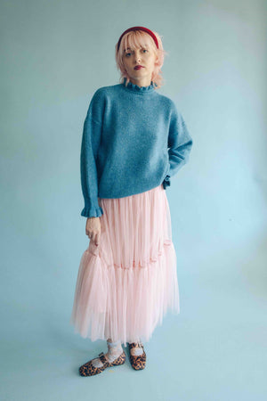 HIGH-NECK RUFFLE PULLOVER