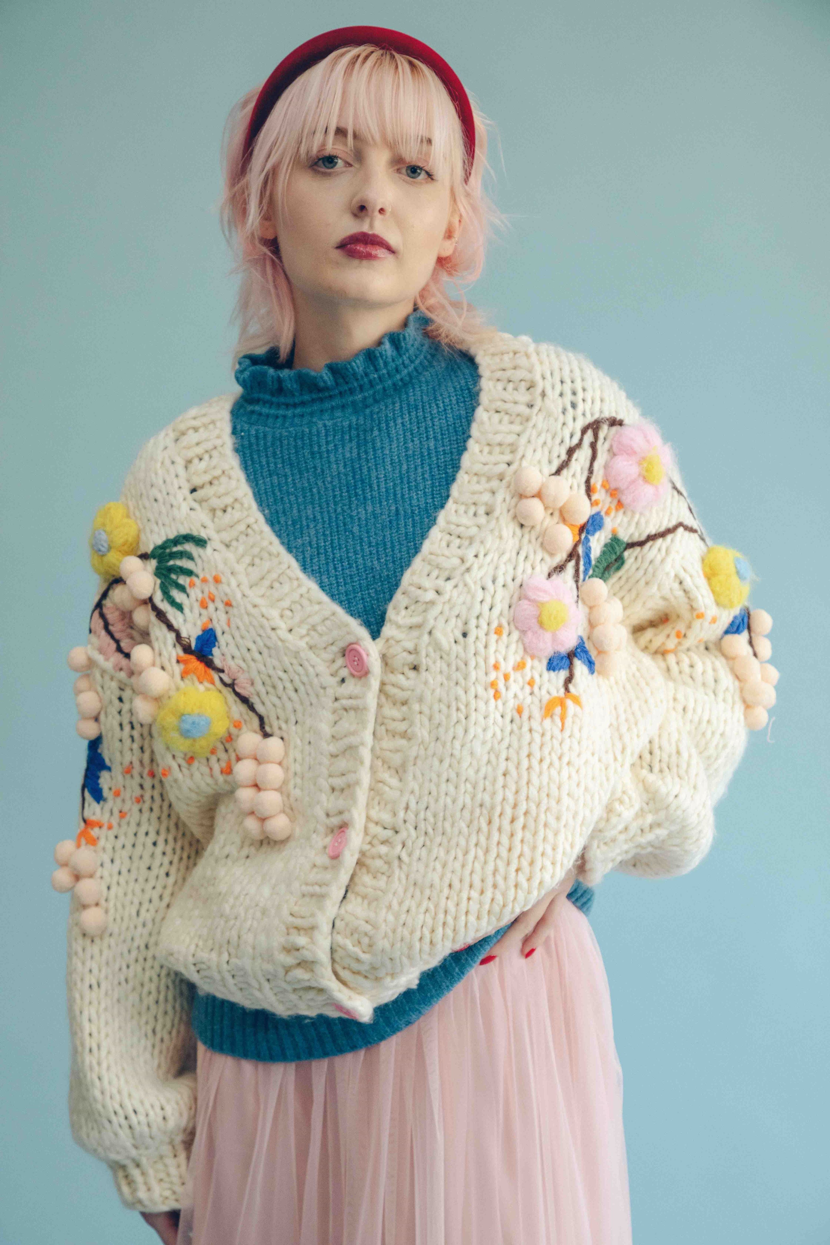 CHUNKY BLOSSOM CARDIGAN