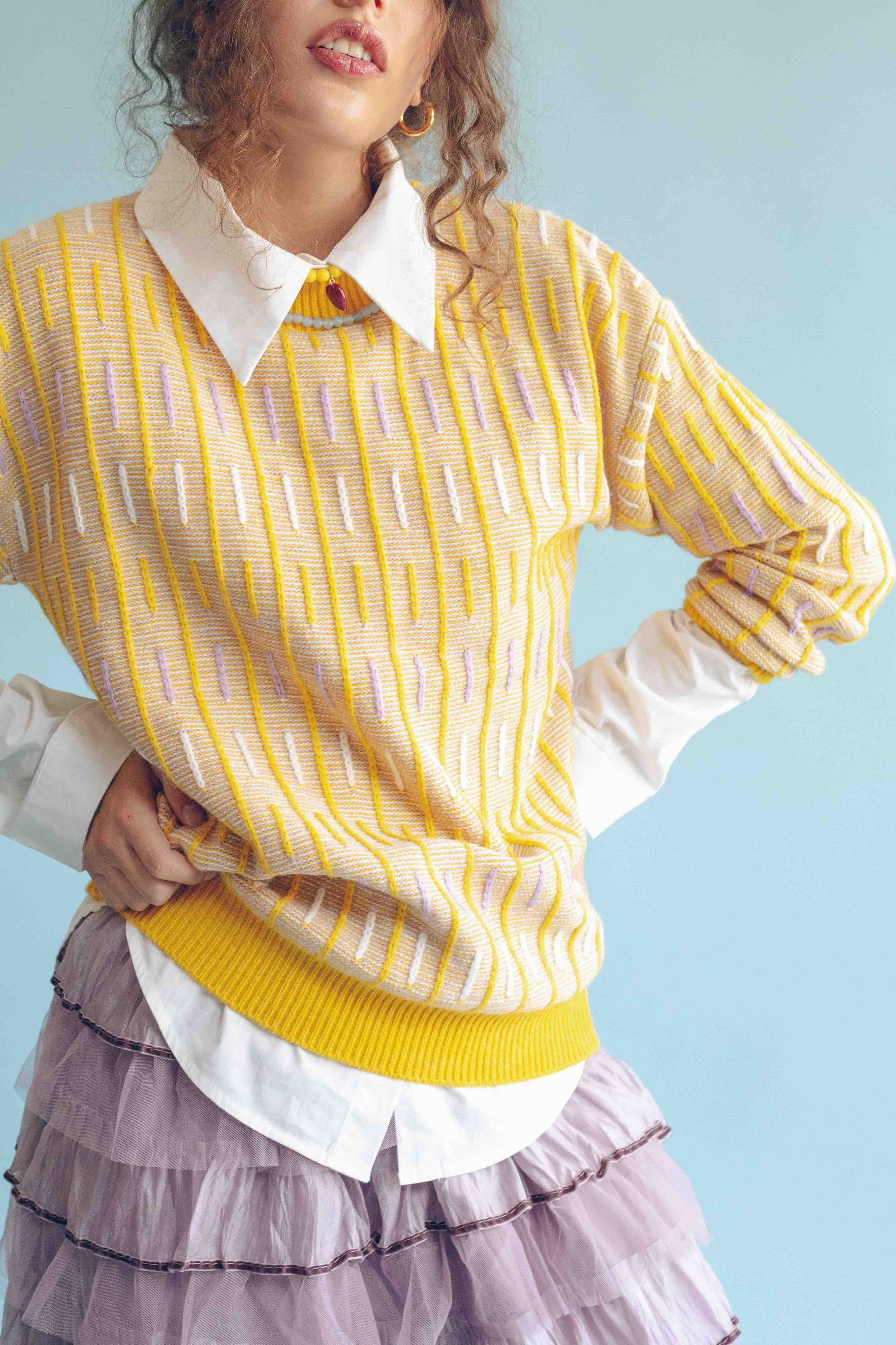 SCATTERED STRIPE PULLOVER - BUTTER