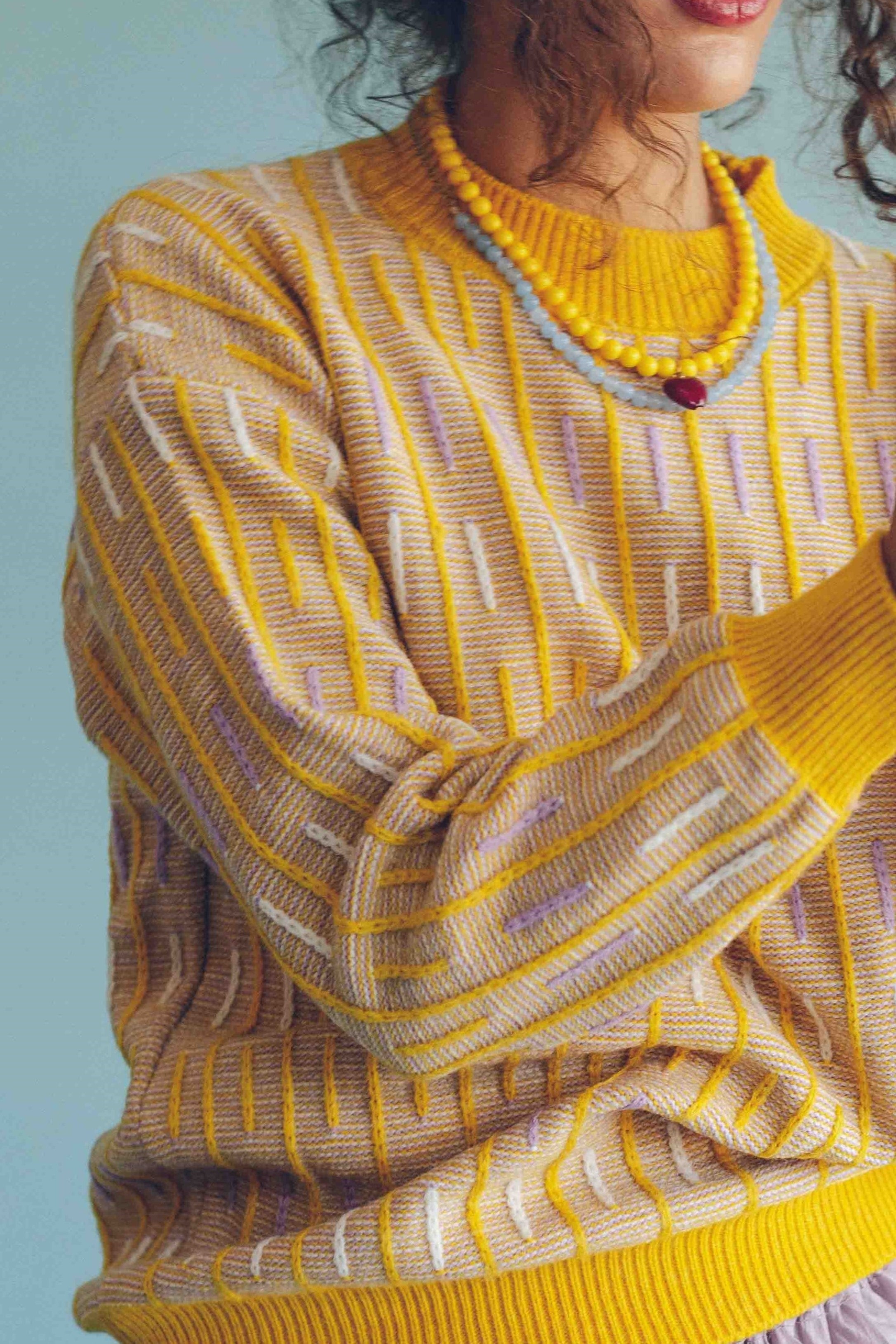 SCATTERED STRIPE PULLOVER - BUTTER