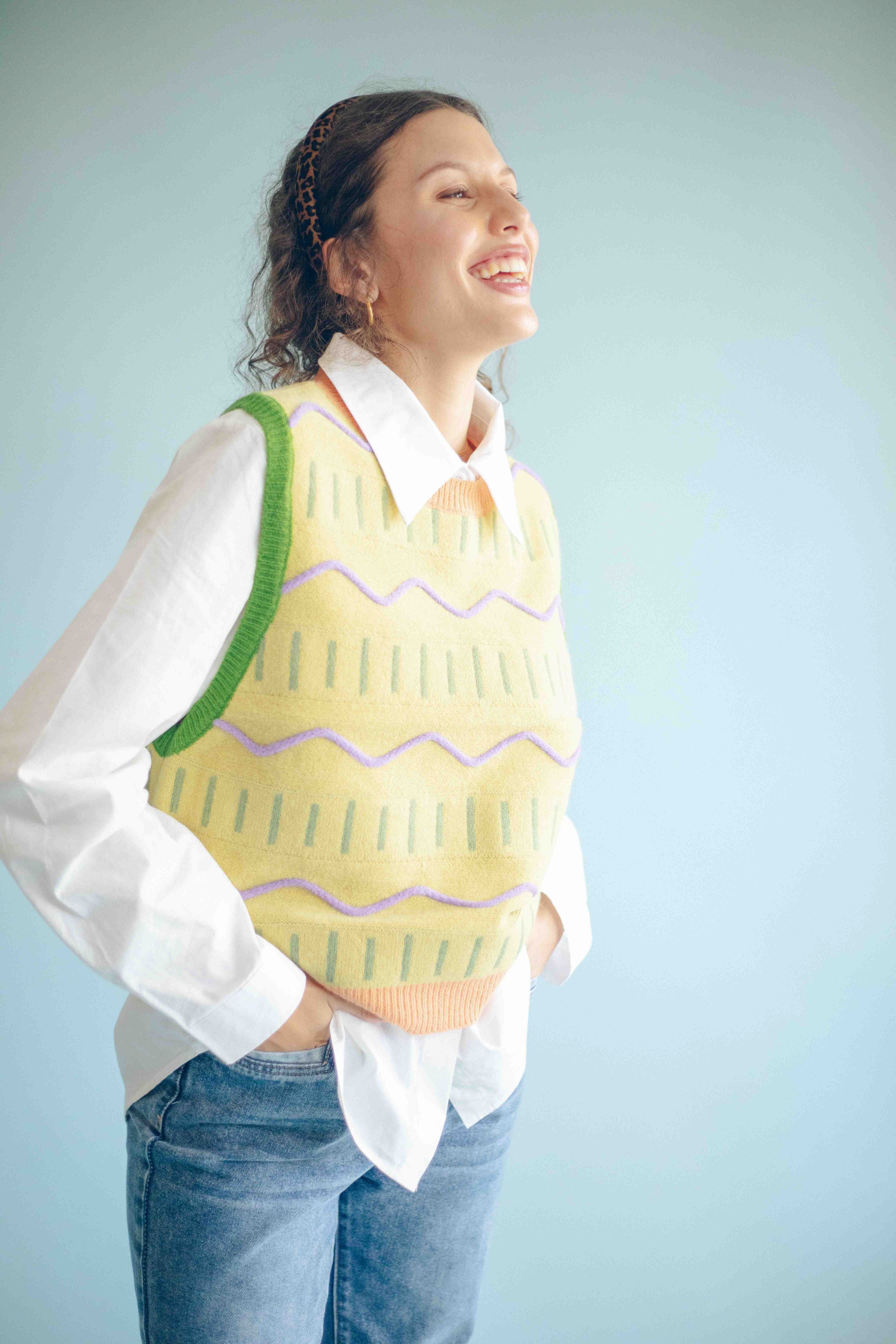 EMBROIDERED PULLOVER VEST - LEMON