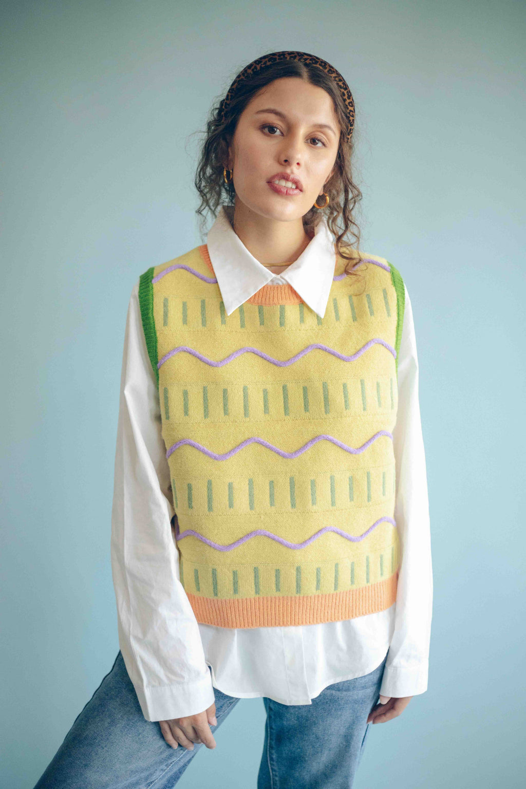 EMBROIDERED PULLOVER VEST - LEMON