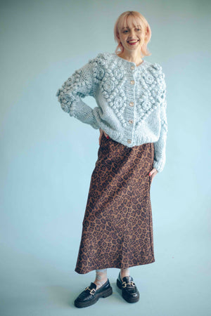 WINTER ROSETTE CARDIGAN - BLUE