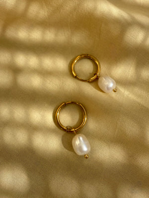 PEARL GOLD-PLATED SLEEPER HOOPS