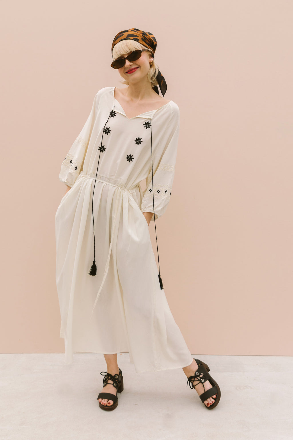 EMBROIDERED VISCOSE MIDI DRESS