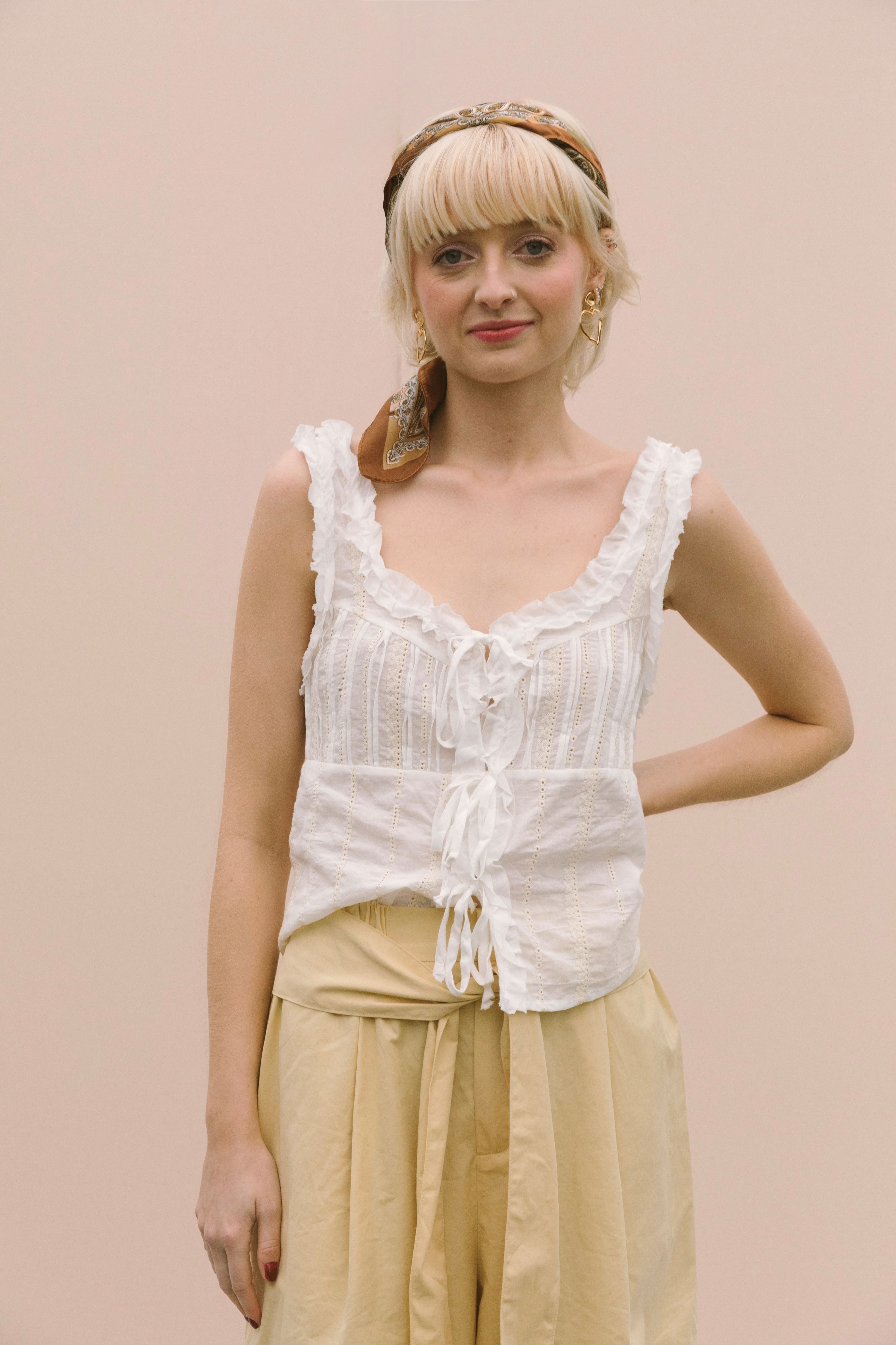 EMBROIDERED COTTON TIE-FRONT TOP