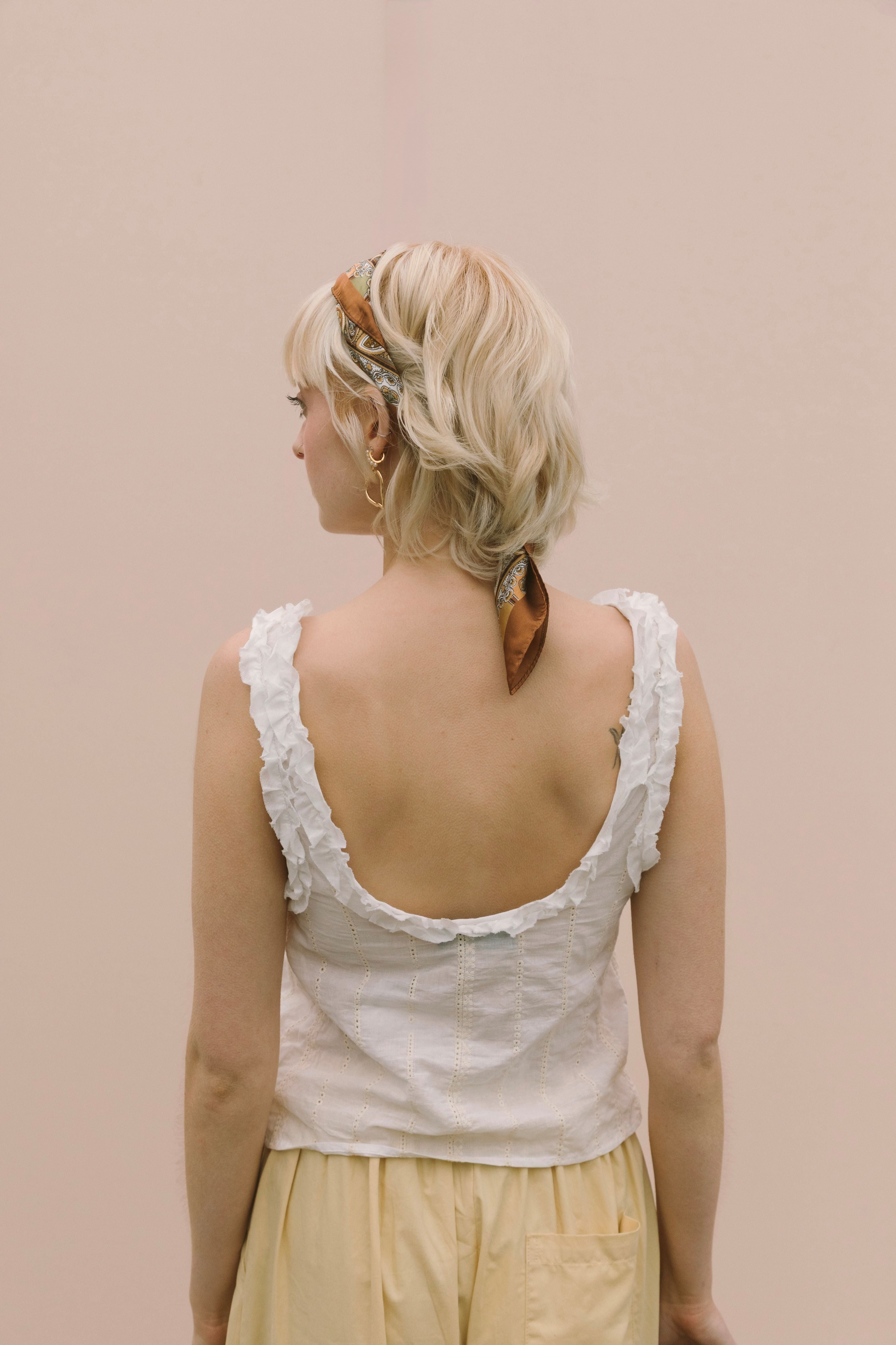 EMBROIDERED COTTON TIE-FRONT TOP