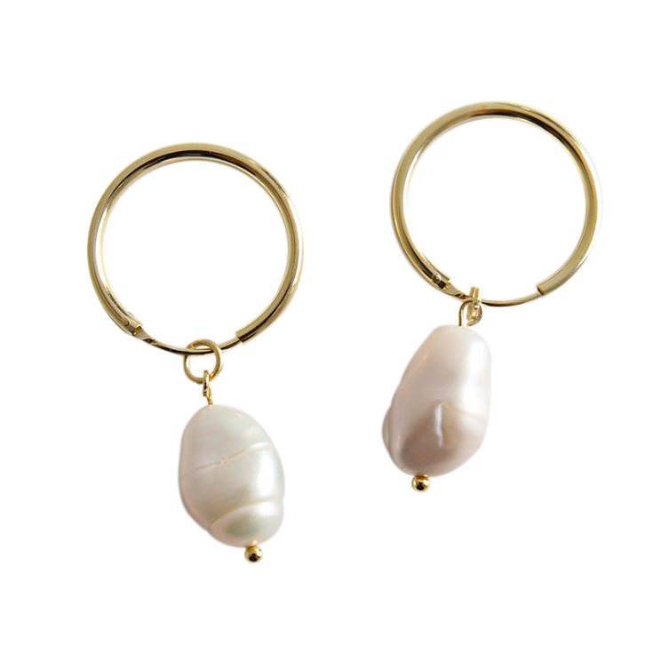 GOLD-PLATED FRESH-WATER PEARL EARRINGS