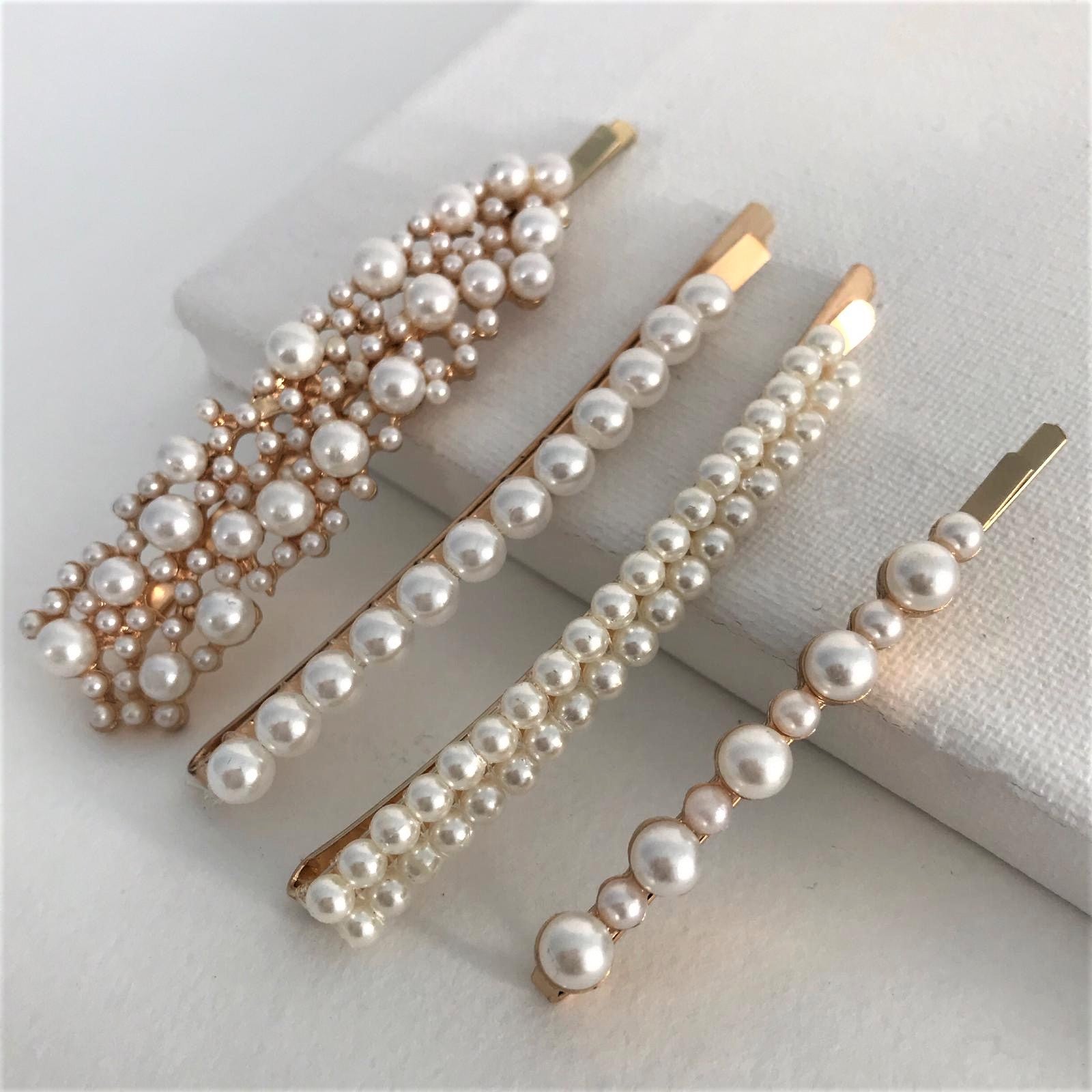 THE INDI PEARL CLIP SET