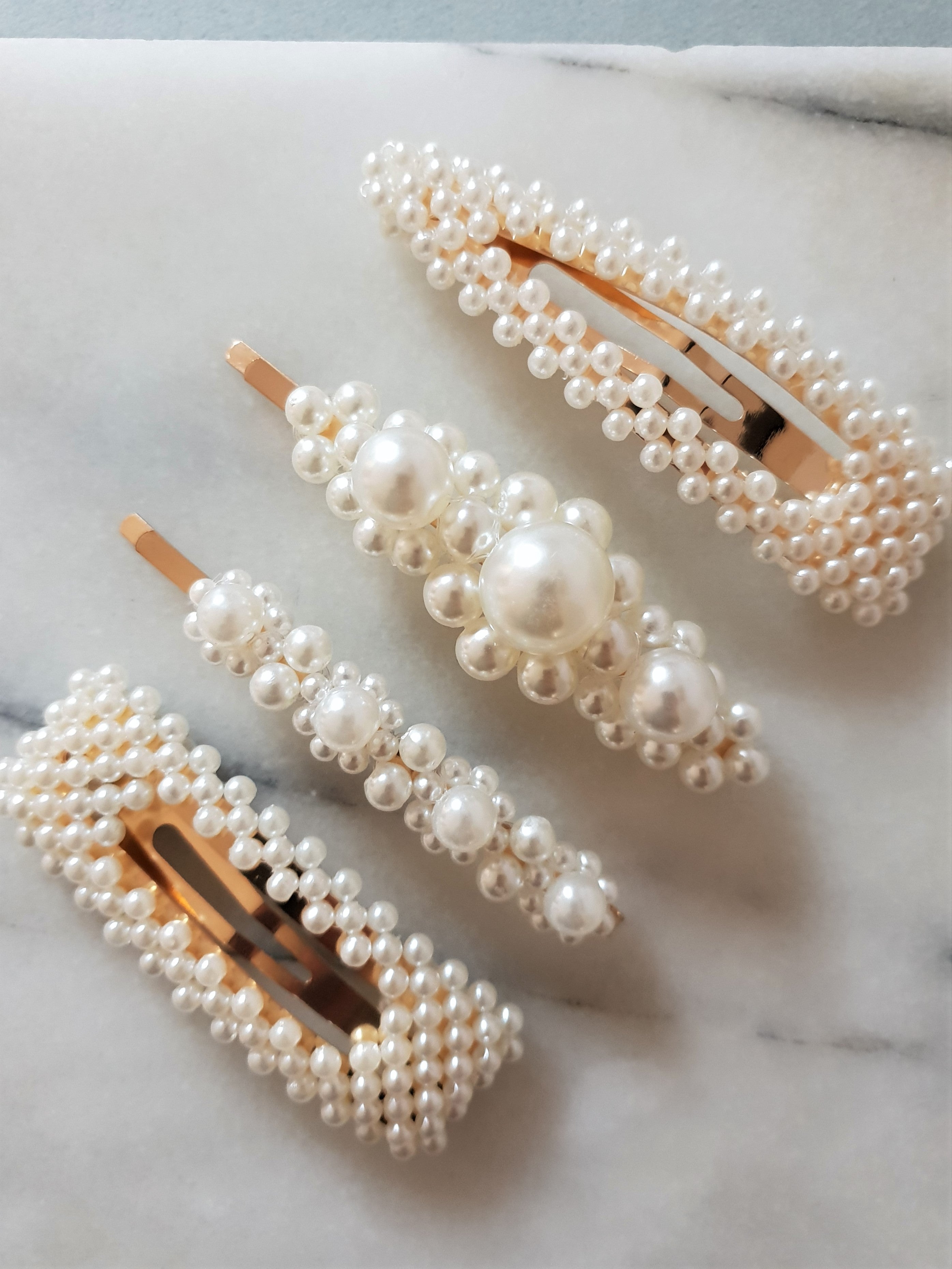 THE BEST-LOVED CHUNKY PEARL HAIR CLIP PACK