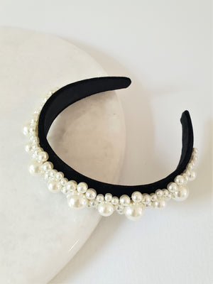BLACK VELVET CHUNKY PEARL EMBELLISHED ALICE BAND