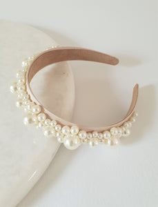 THE REBECCA CHUNKY PEARL BAND