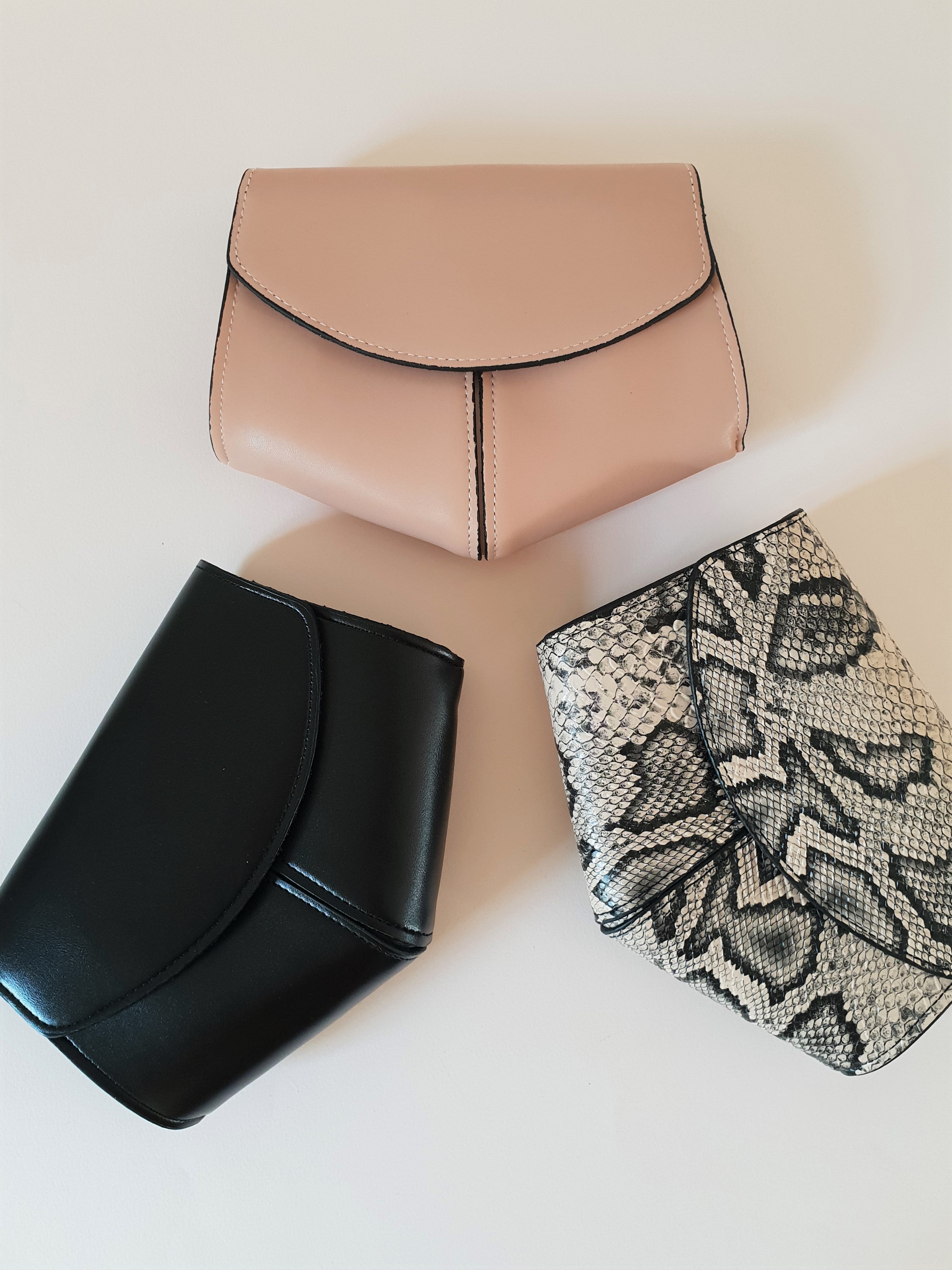 NUDE BELT BAG