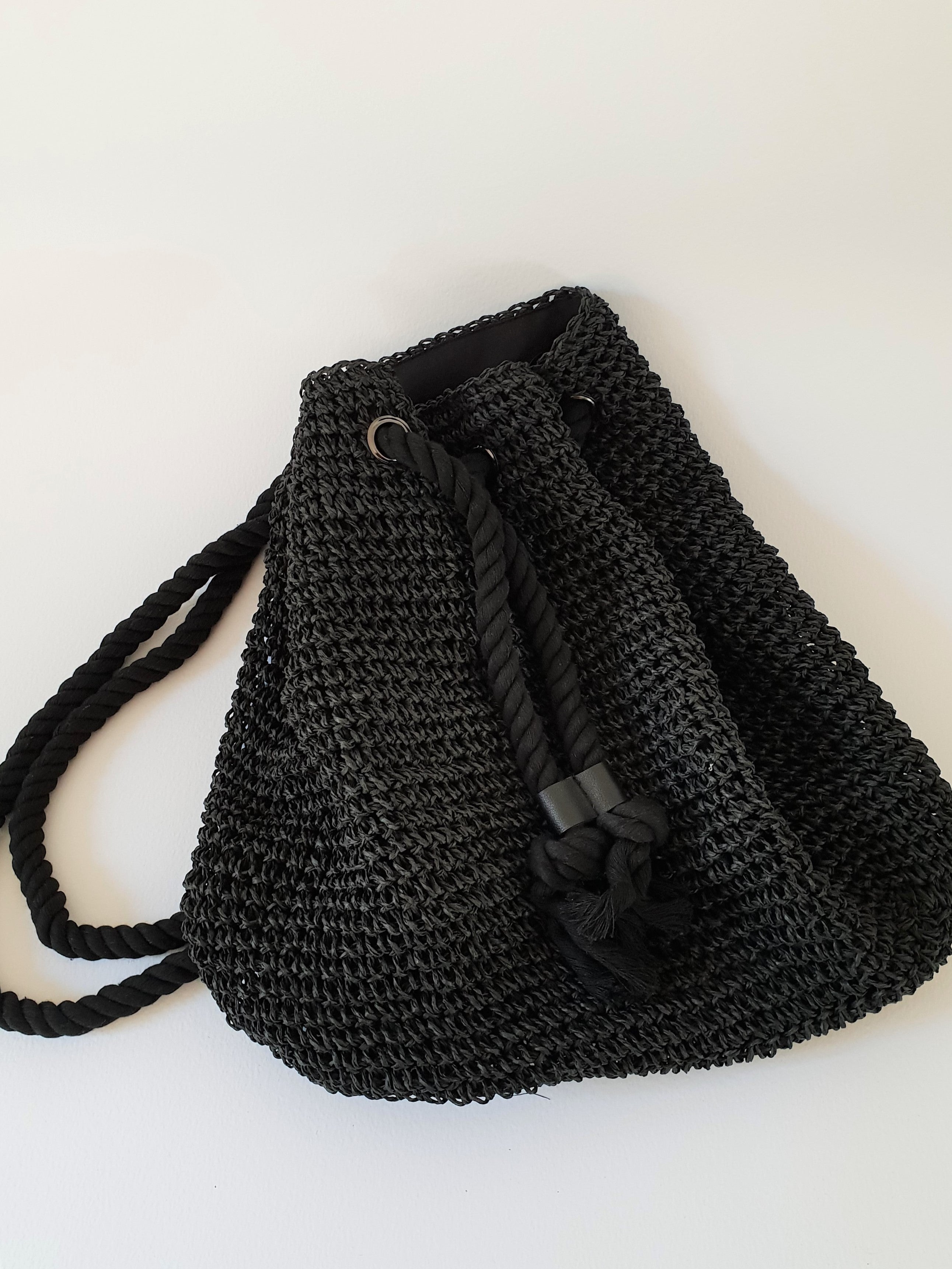 CROCHET BUCKET BAG