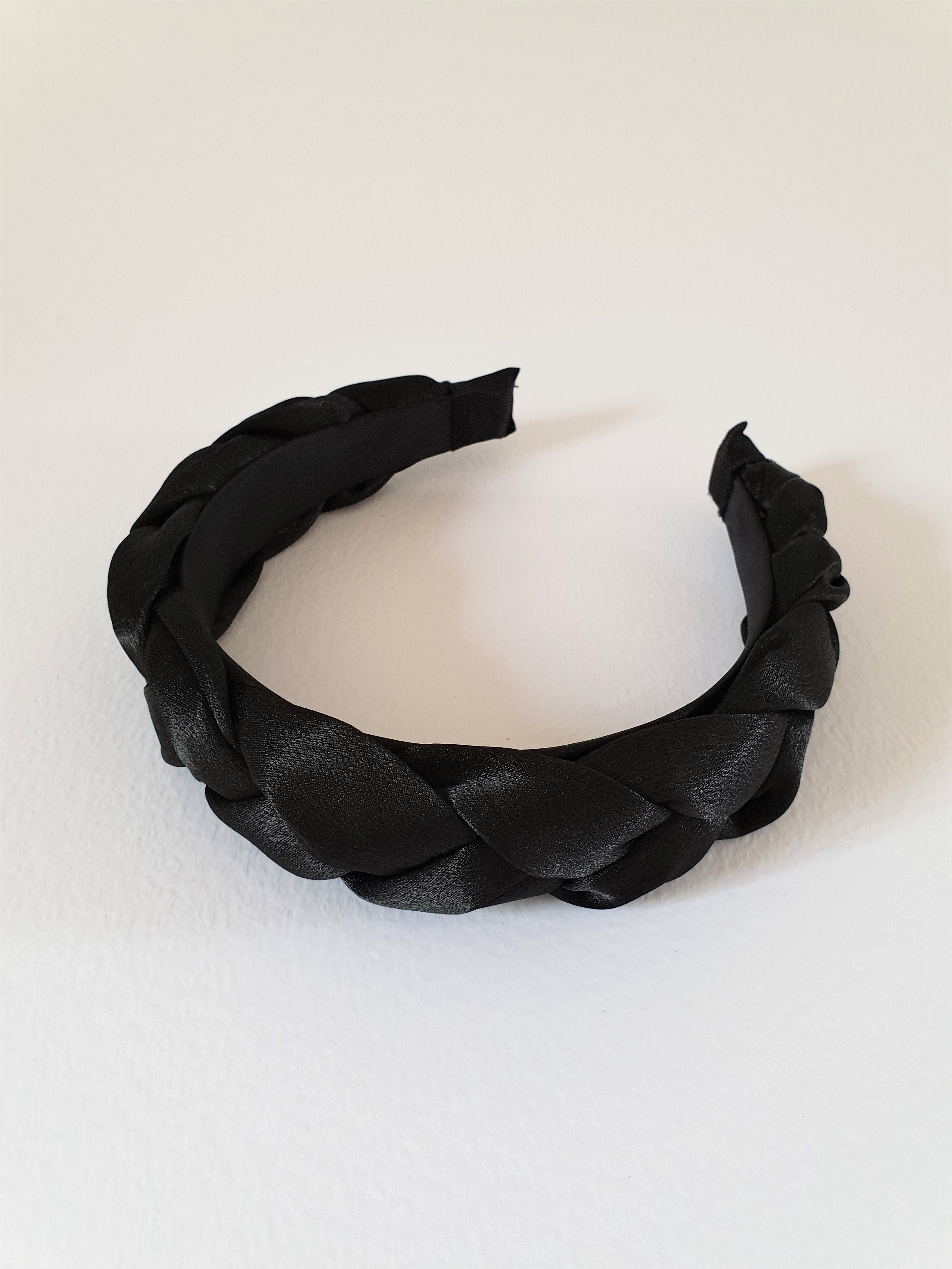 SATIN PADDED BAND - BLACK