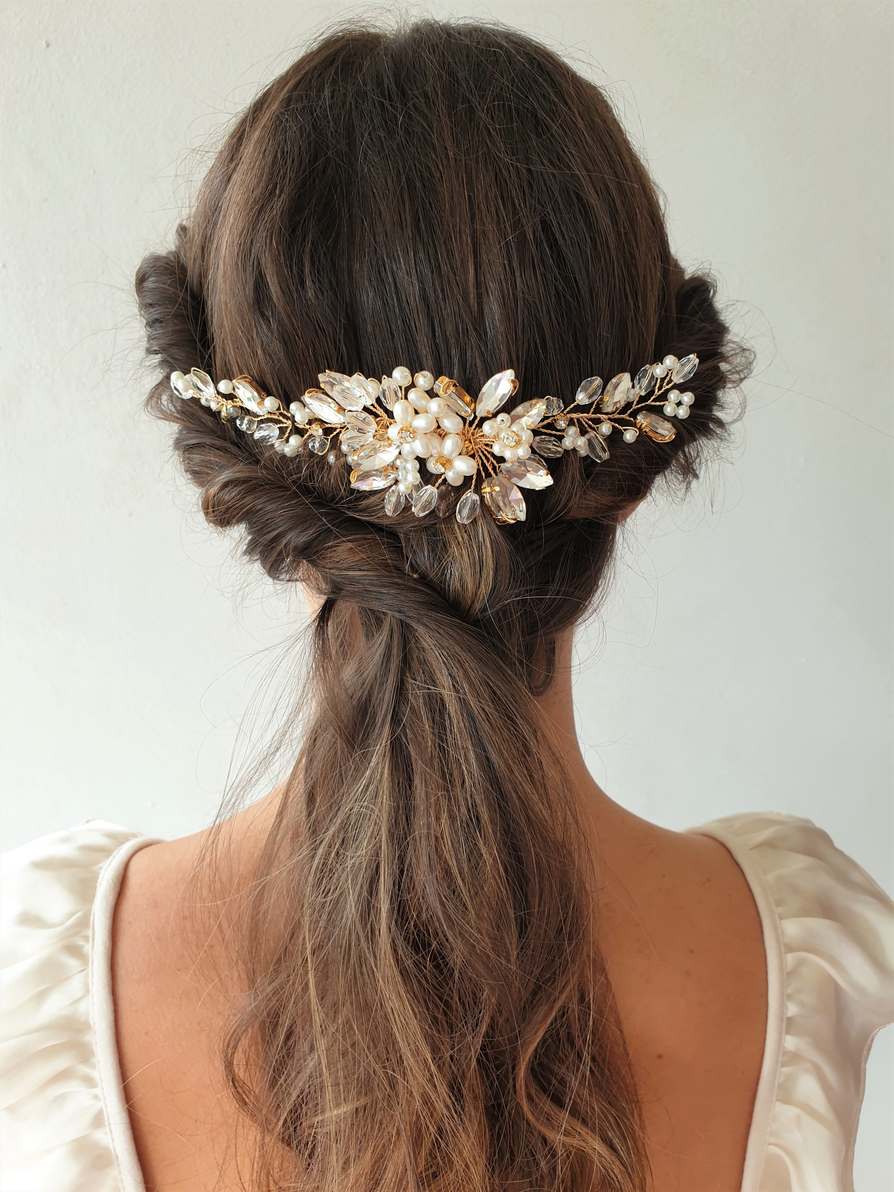 THE HARLOW COMB