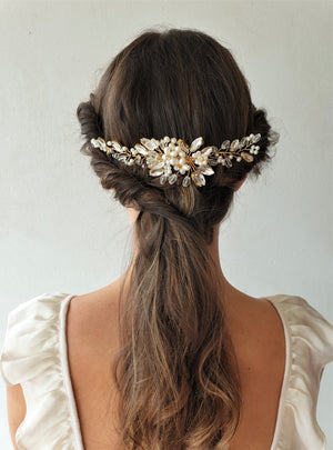 THE HARLOW COMB