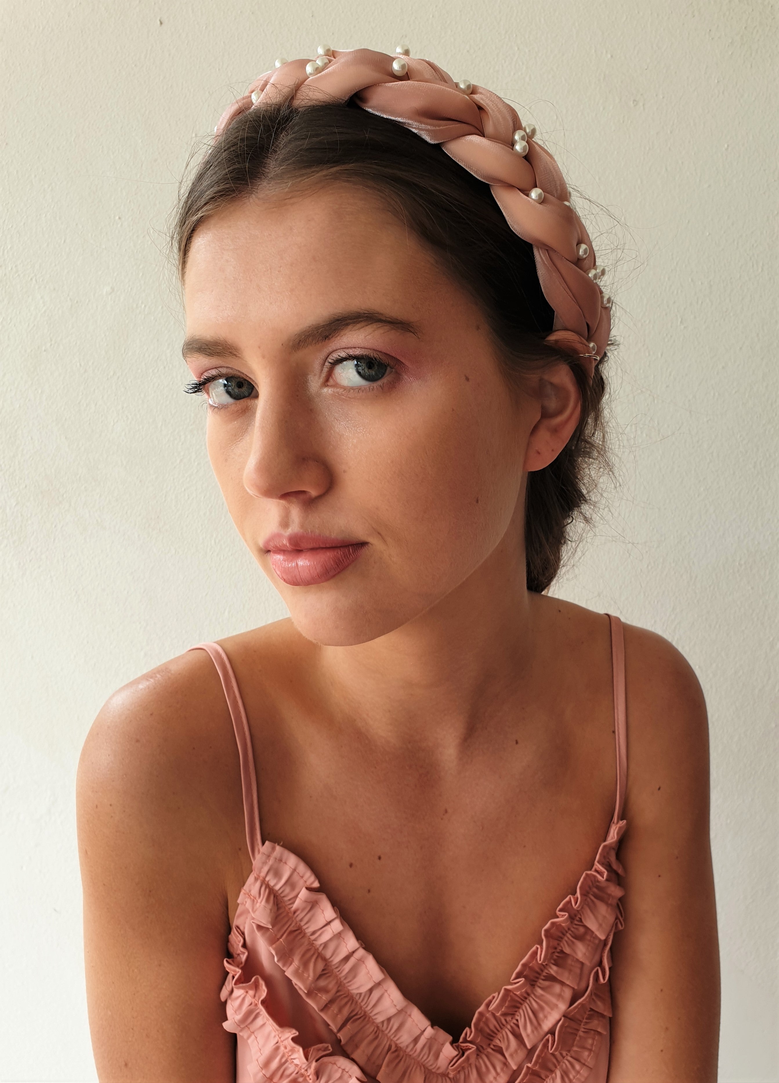 THE ZOE PLAITED BAND - DUSTY PINK