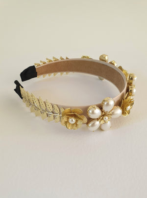 THE SLOANE FLORAL HAIR BAND