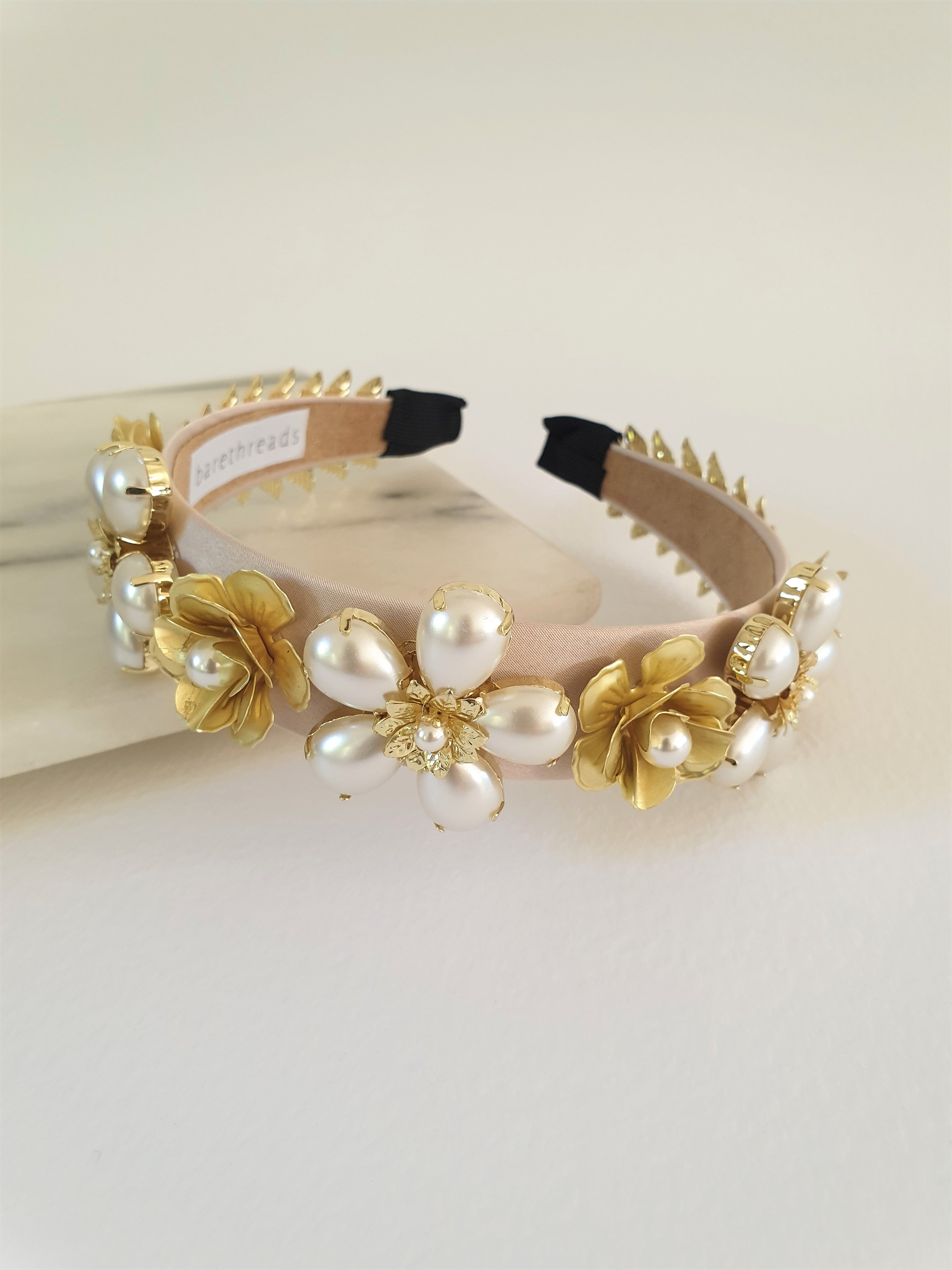 THE SLOANE FLORAL HAIR BAND
