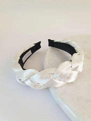 THE ISLA PLAITED HALO BAND