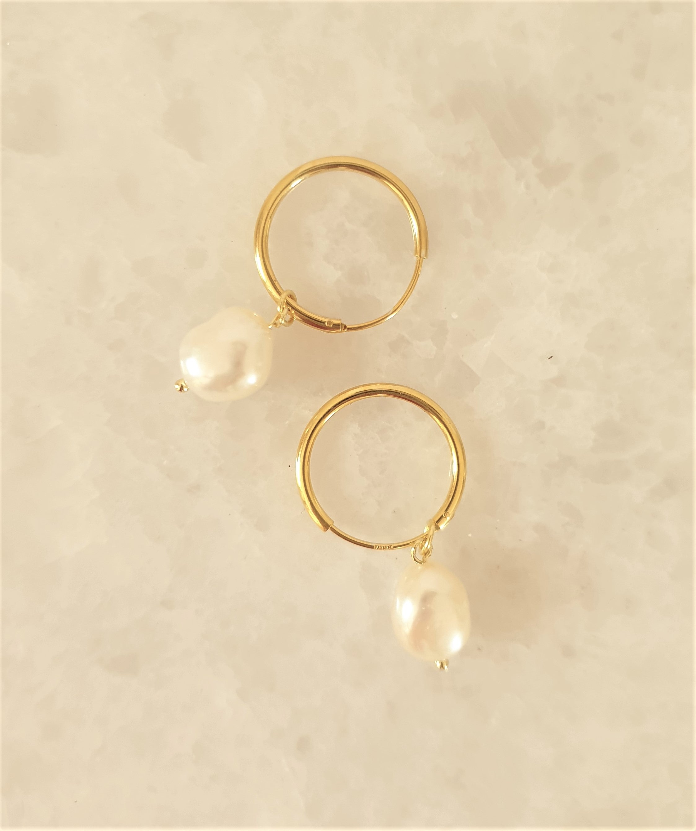 GOLD-PLATED FRESH-WATER PEARL EARRINGS