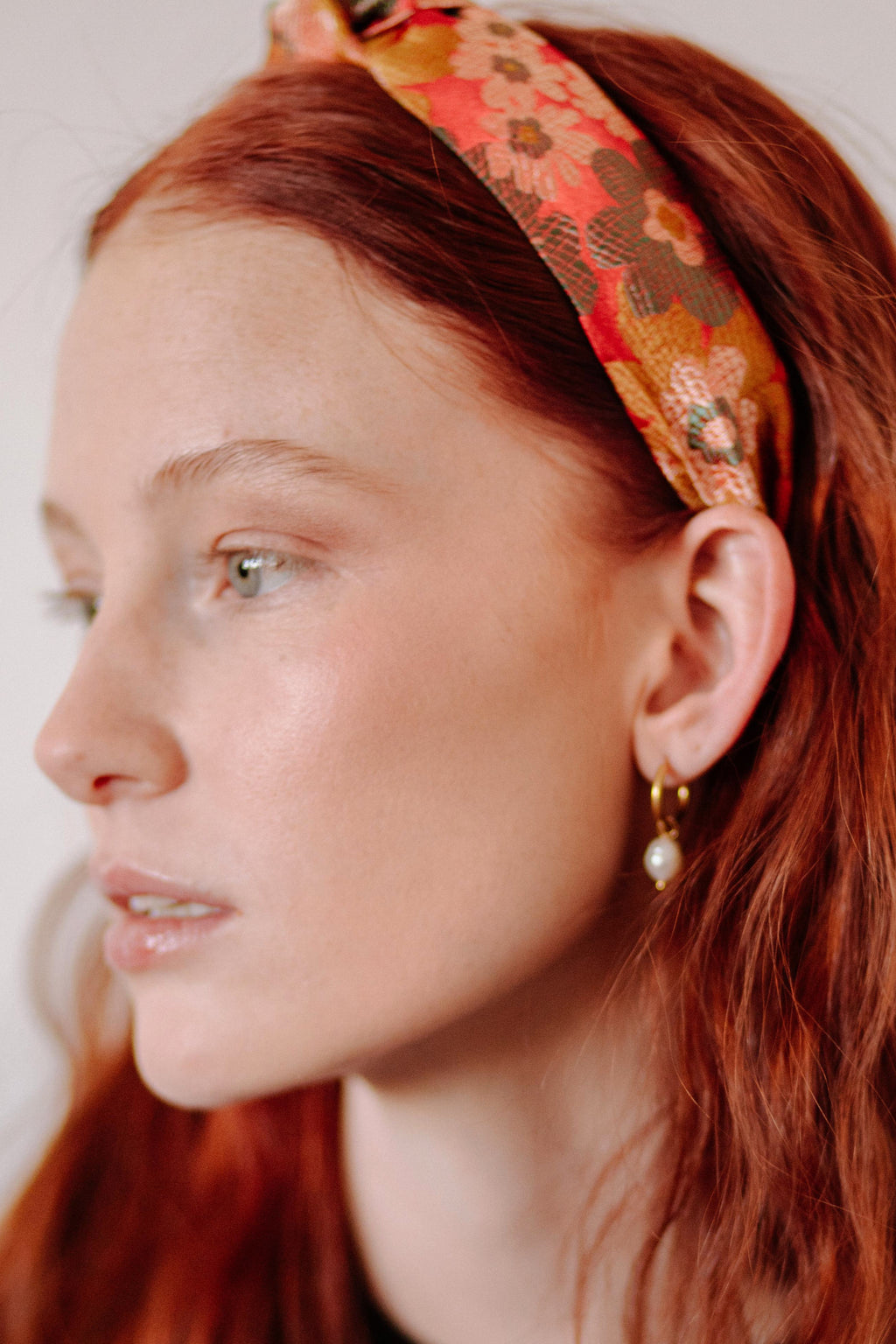 PEARL GOLD-PLATED SLEEPER HOOPS