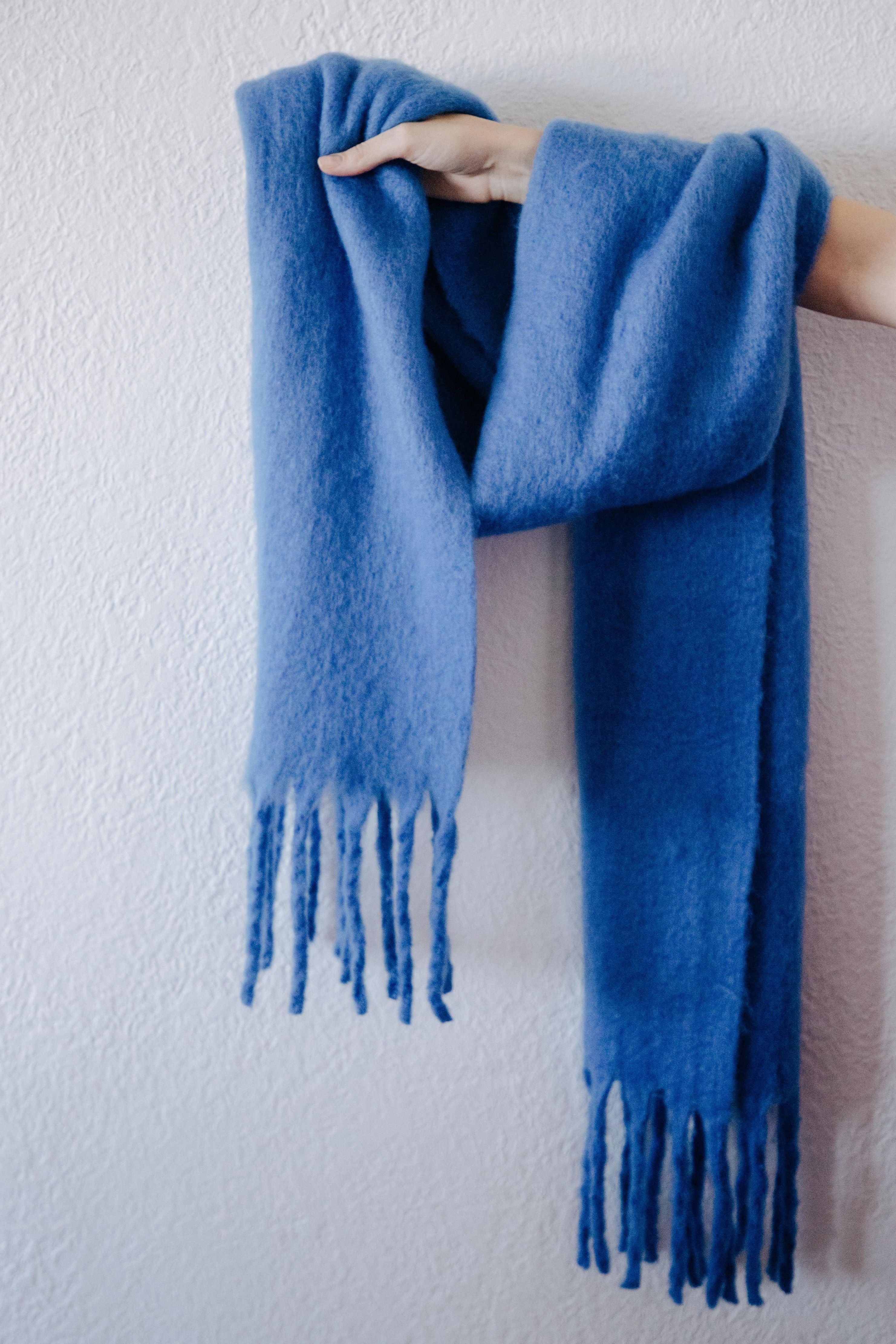 BLUE FRINGED SCARF