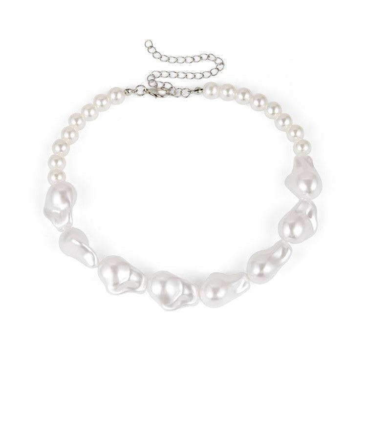 THE GILLIAN PEARL CHOKER
