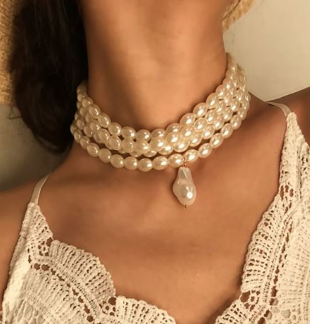 THE MARIAN PEARL CHOKER