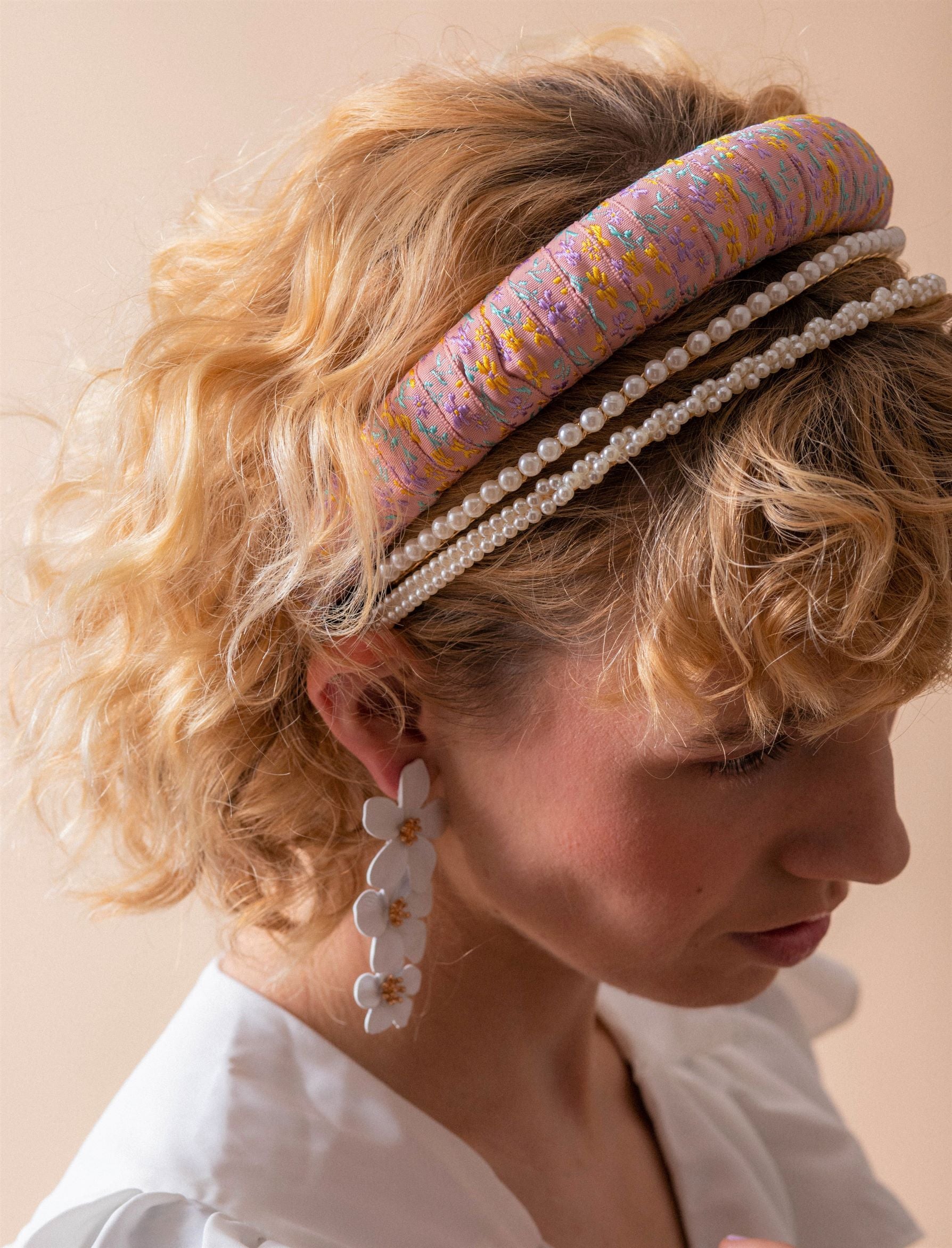 THE TWIN PEARL BAND SET