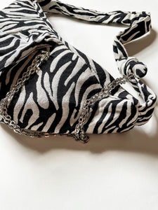 PRINTED CANVAS KNOT BAG WITH CHAIN