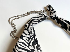 PRINTED CANVAS KNOT BAG WITH CHAIN