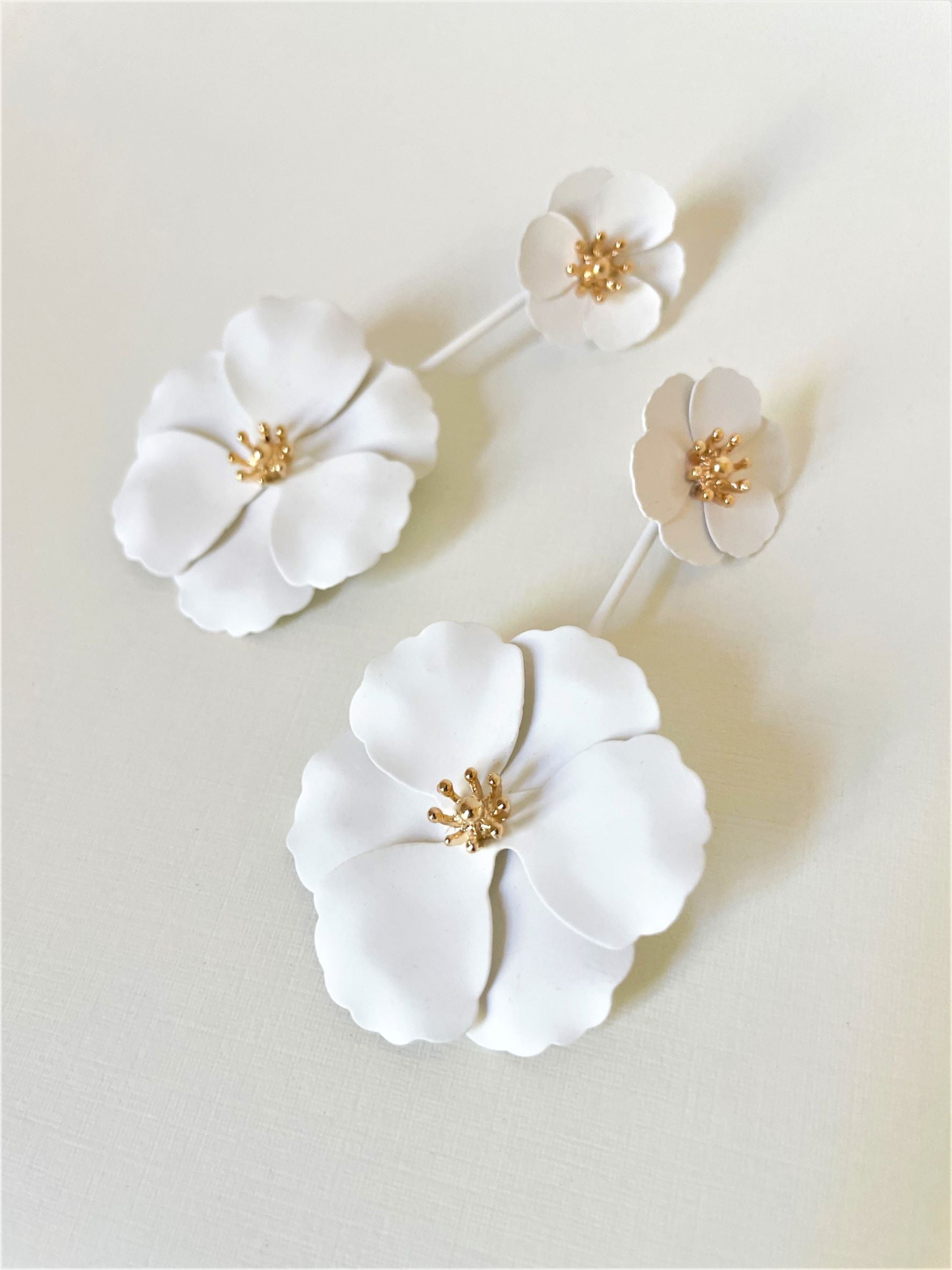 THE ZADIE FLORAL EARRINGS