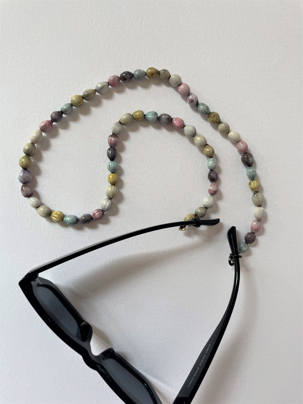 PATHWAYS GLASSES CHAIN - PASTEL CHUNKY BEAD