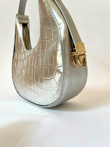 SILVER BAGUETTE BAG