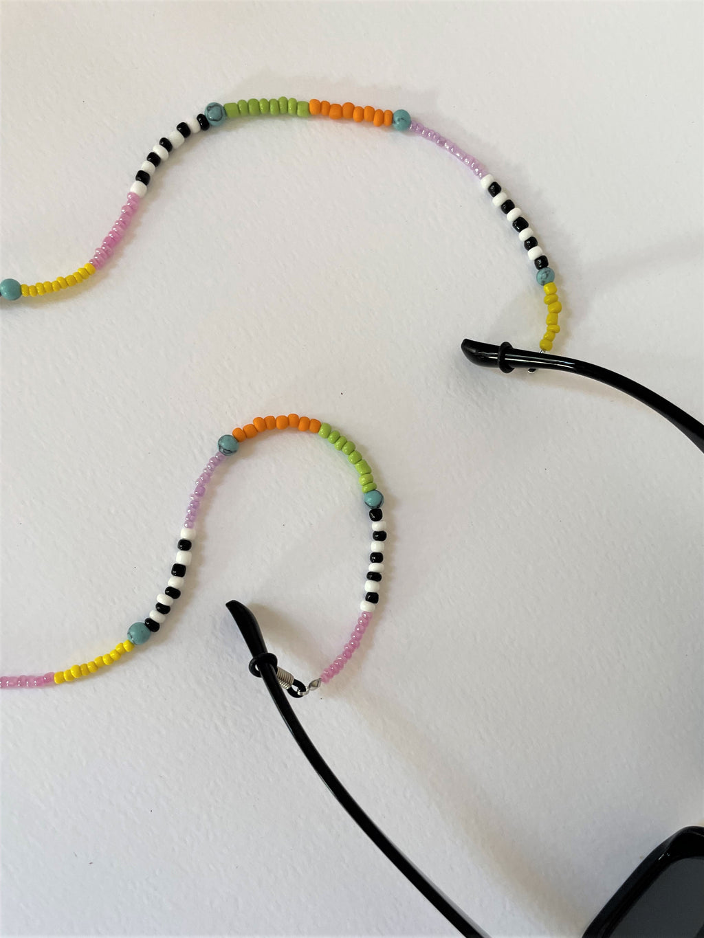 PATHWAYS GLASSES CHAIN - BRIGHT MINI BEAD