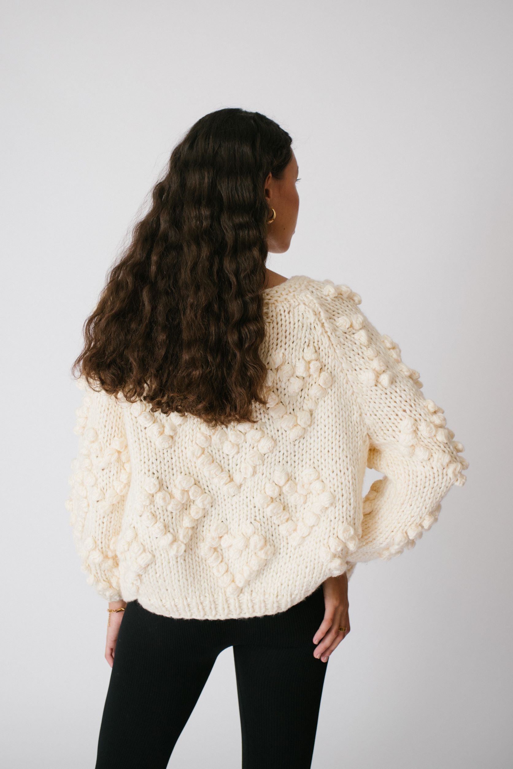 POMPOM CARDIGAN - CREAM