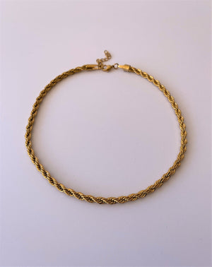 THE ANNIE GOLD-PLATED TWISTED CHOKER
