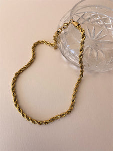 THE ANNIE GOLD-PLATED TWISTED CHOKER