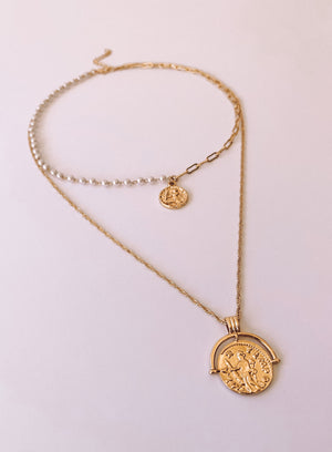 THE ATLAS COIN AND PEARL NECKLACE SET