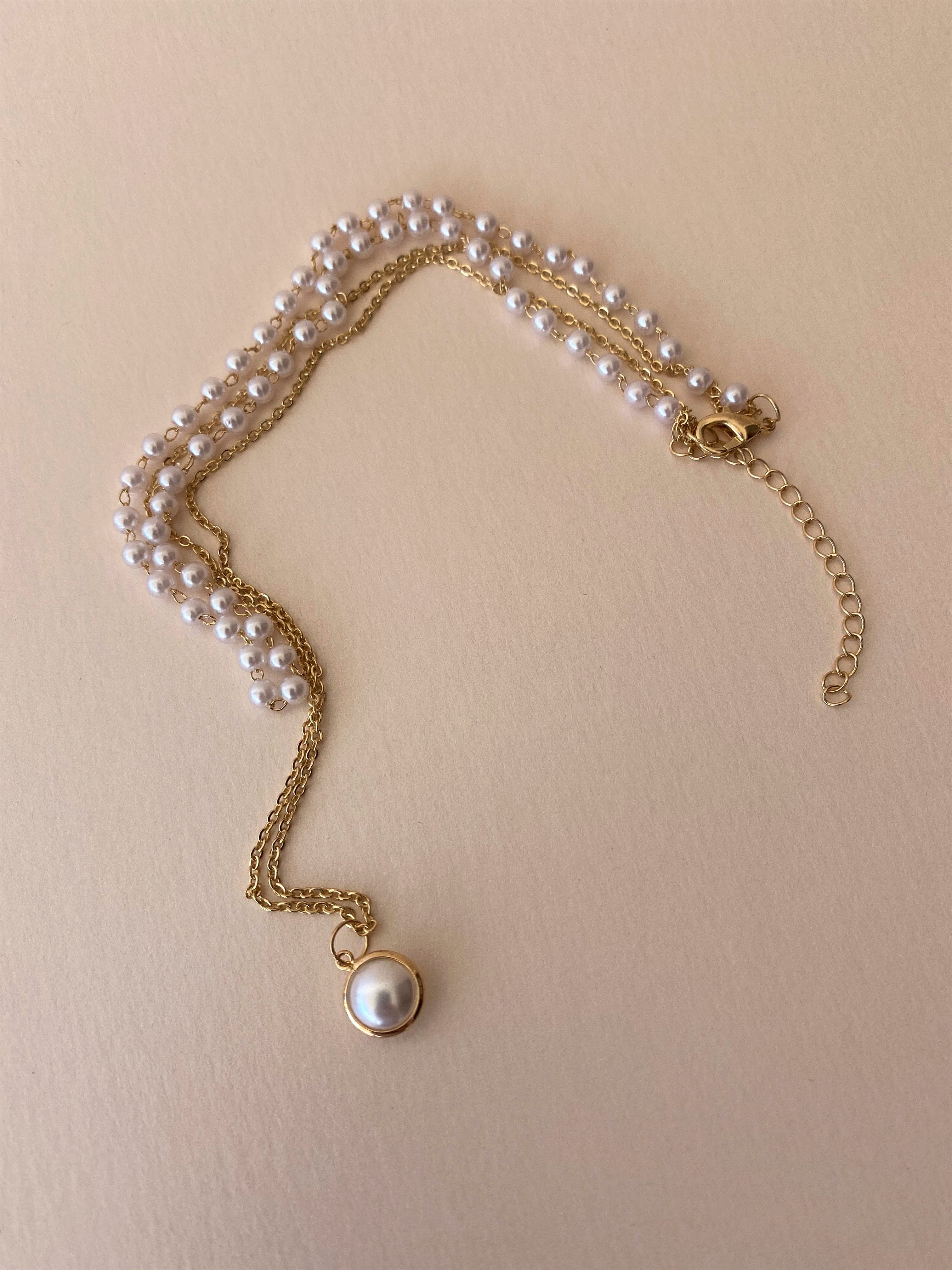 THE ELEANOR PEARL NECKLACE SET