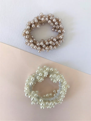 PEARL SCRUNCHIE - MINK