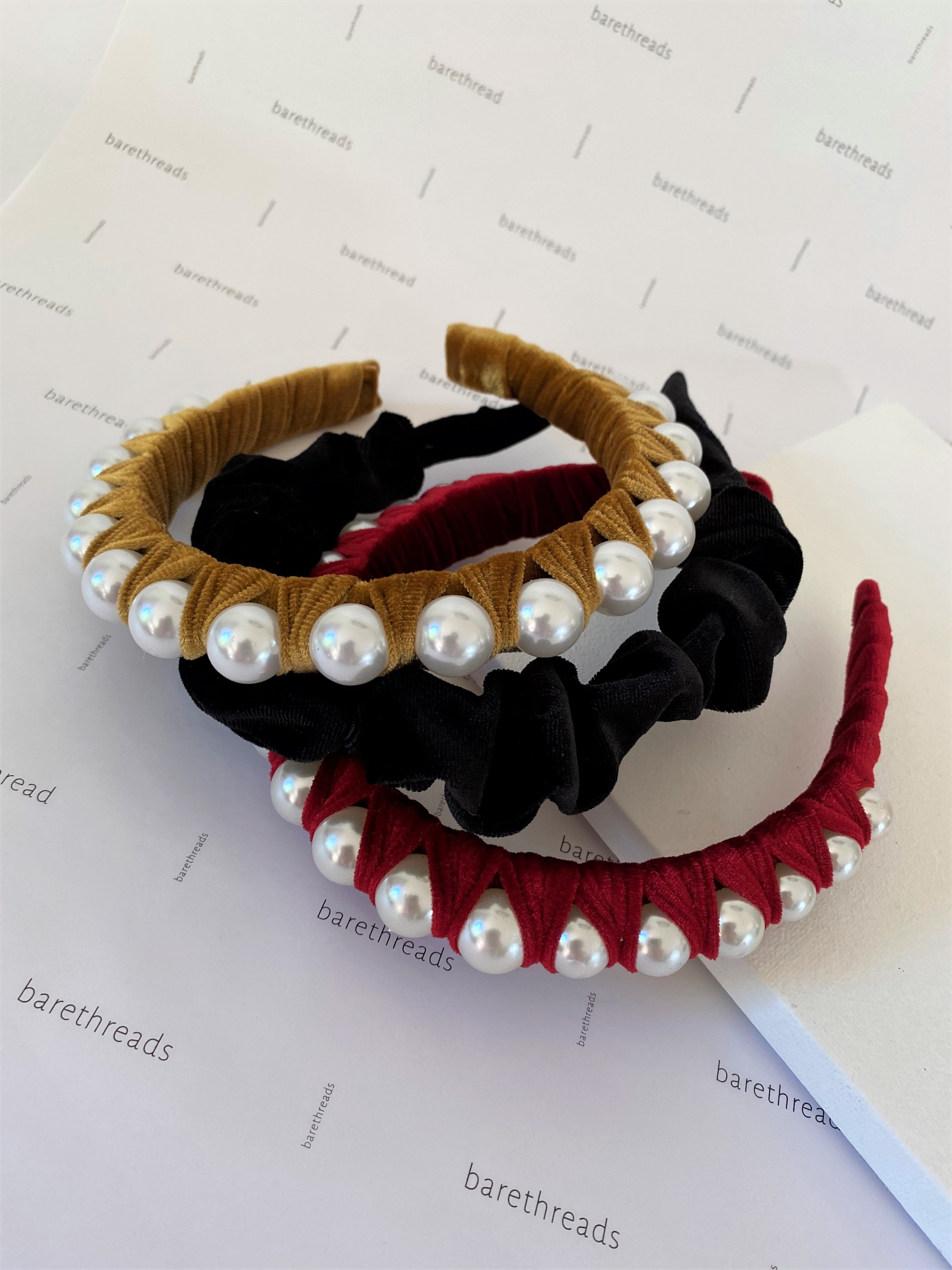 THE PENELOPE VELVET SCRUNCHIE BAND